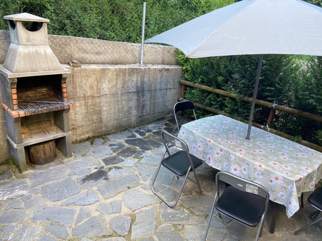 Adosado En Villanua Con Wifi Exteriör bild