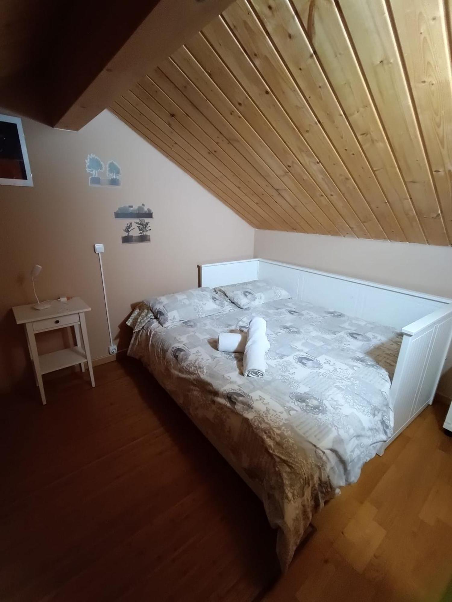 Adosado En Villanua Con Wifi Exteriör bild