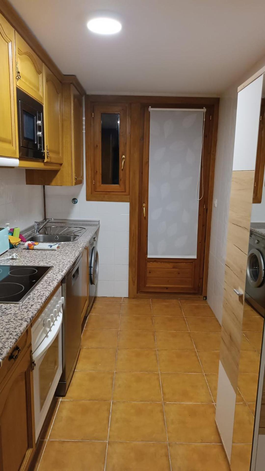 Adosado En Villanua Con Wifi Exteriör bild